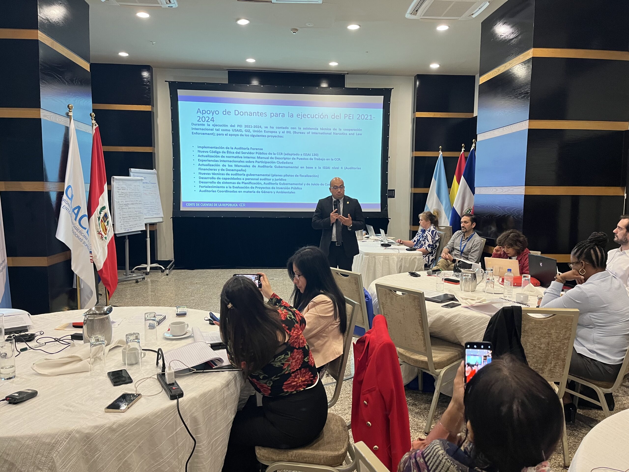 BUSS OLACEFS IN ACTION 